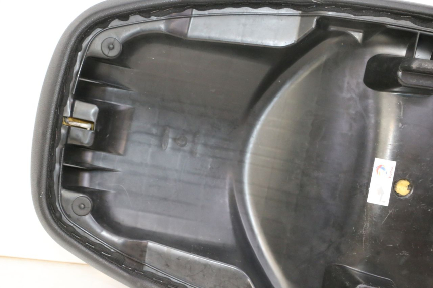 photo de SELLE PEUGEOT CITYSTAR 50 (2013 - 2017) - Zoom composants