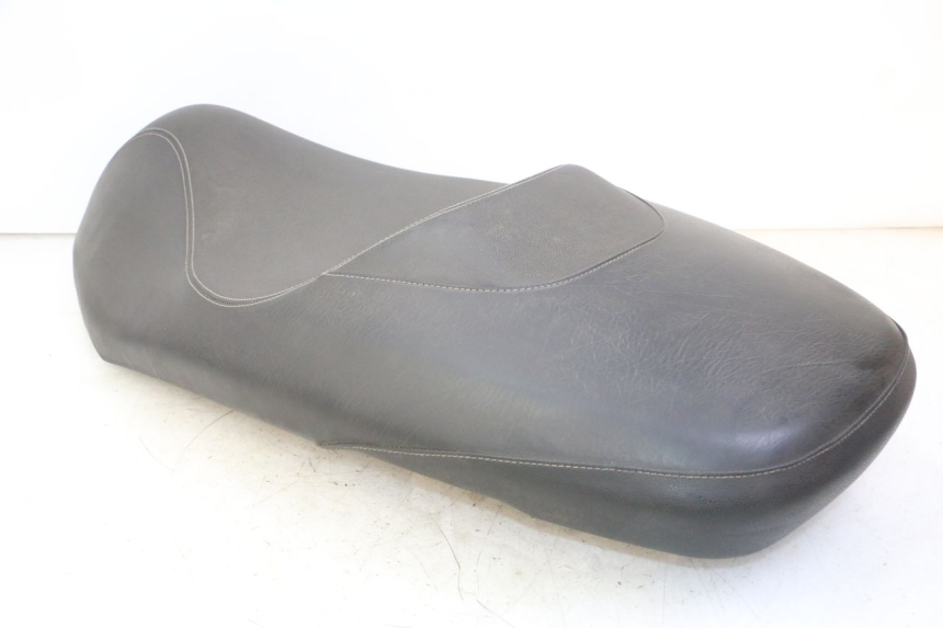 photo de SELLE PEUGEOT CITYSTAR 50 (2013 - 2017) - État de surface