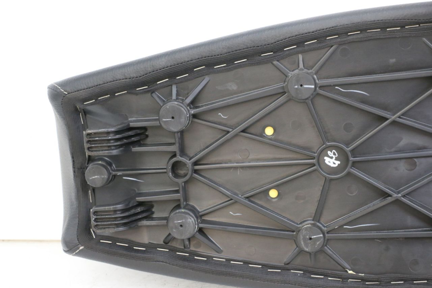 photo de SELLE ROYAL ENFIELD CONTINENTAL GT 650 (2019 - 2024) - Vue d’ensemble