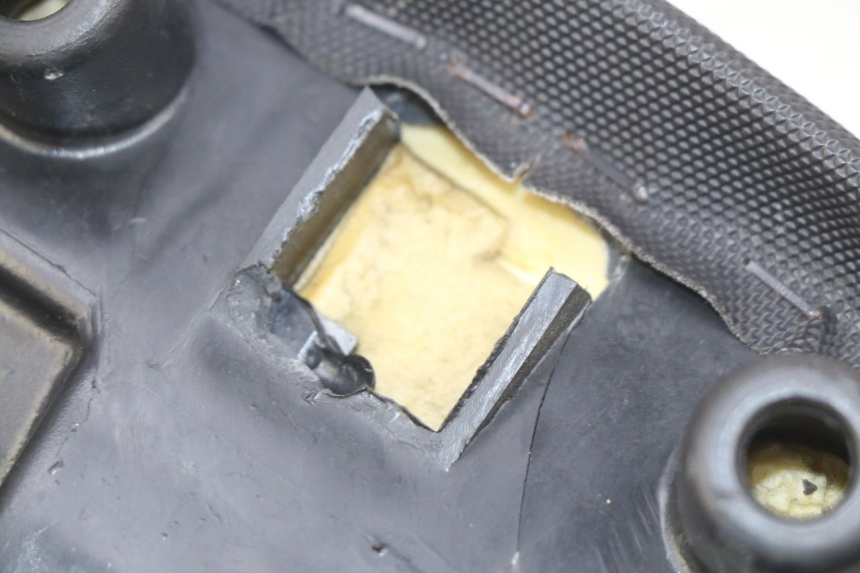 photo de SELLE SYM CROX 4T 50 (2016 - 2023) - Détail de la pièce