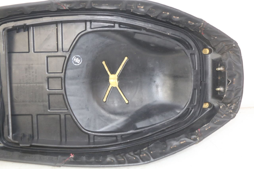 photo de SELLE SYM CROX 4T 50 (2016 - 2023) - Détails caractéristiques