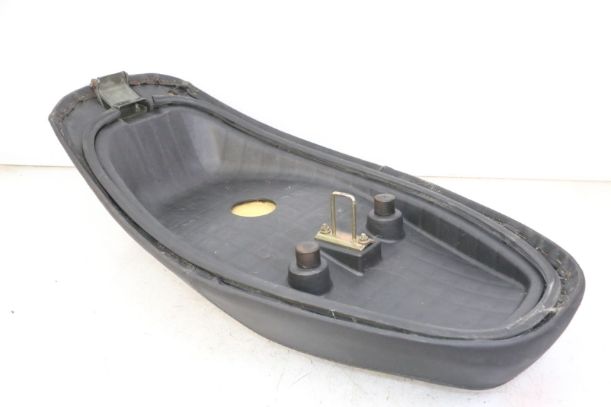 photo de SELLE DAELIM BESBI 125 (2007 - 2008) - Pièce contrôlée