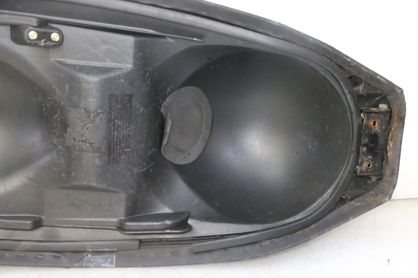 photo de SELLE KYMCO DINK STREET 125 (2009 - 2014) - Zoom composants