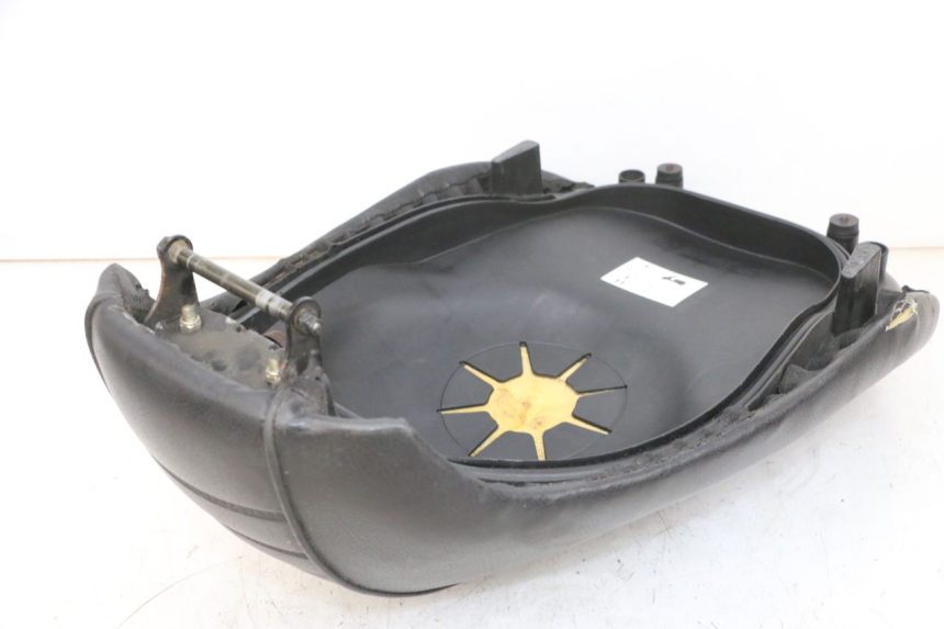 photo de SELLE PEUGEOT DJANGO 4T 50 (2014 - 2019) - Zoom état d’usage