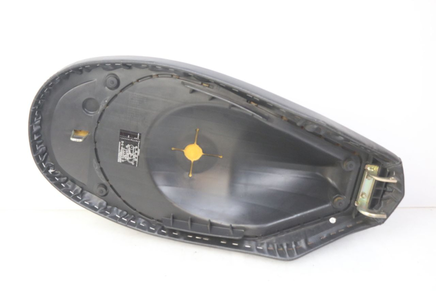 photo de SELLE PEUGEOT E-VIVACITY 1 (2012 - 2018) - Zoom composants