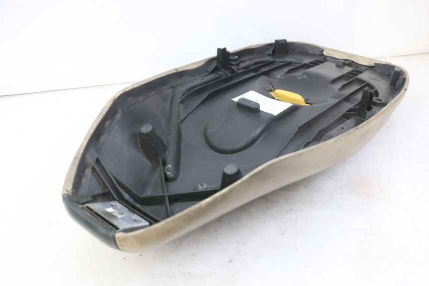 photo de SELLE PEUGEOT ELYSEO 125 (1999 - 2004) - Pièce contrôlée