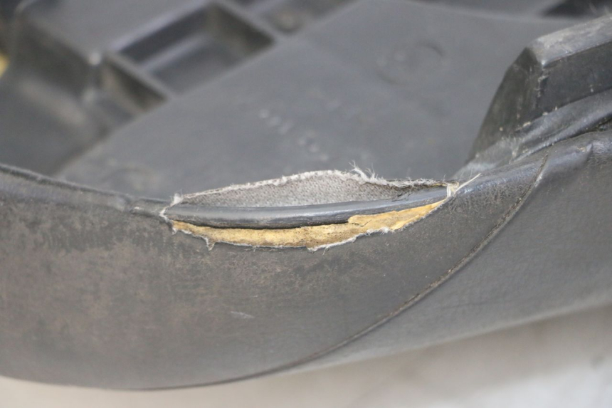 photo de SELLE PEUGEOT ELYSTAR 50 (2002 - 2014) - Vue rapprochée