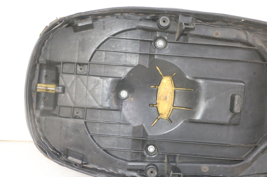 photo de SELLE PEUGEOT ELYSTAR 50 (2002 - 2014) - Photo complémentaire