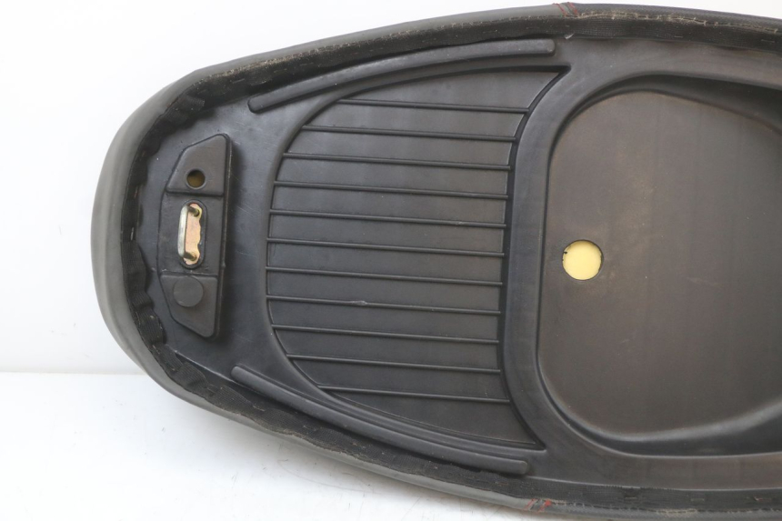 photo de SELLE JM MOTORS EVOLIS 4T 50 (2018 - 2022) - État de surface