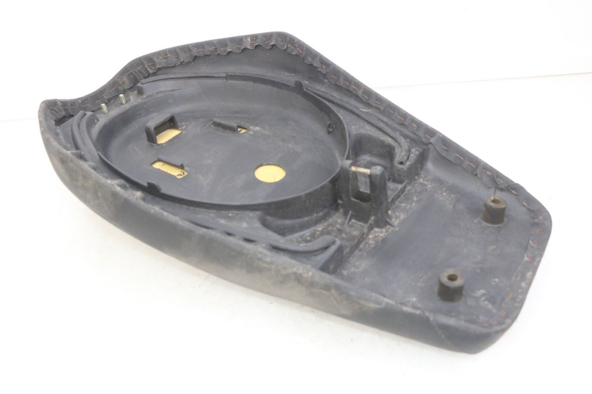 photo de SELLE KEEWAY F-ACT FACT 50 (2006 - 2011) - Points de fixation