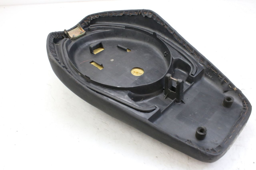 photo de SELLE KEEWAY F-ACT FACT 50 (2006 - 2011) - Zoom état d’usage