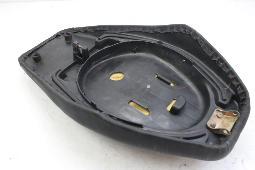 photo de SELLE KEEWAY F-ACT FACT 50 (2006 - 2011) - Gros plan technique