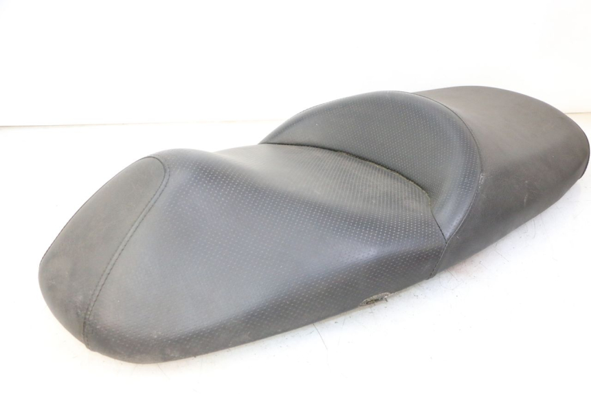 photo de SELLE HONDA FES S-WING SWING ABS 125 (2007 - 2015) - Pièce contrôlée