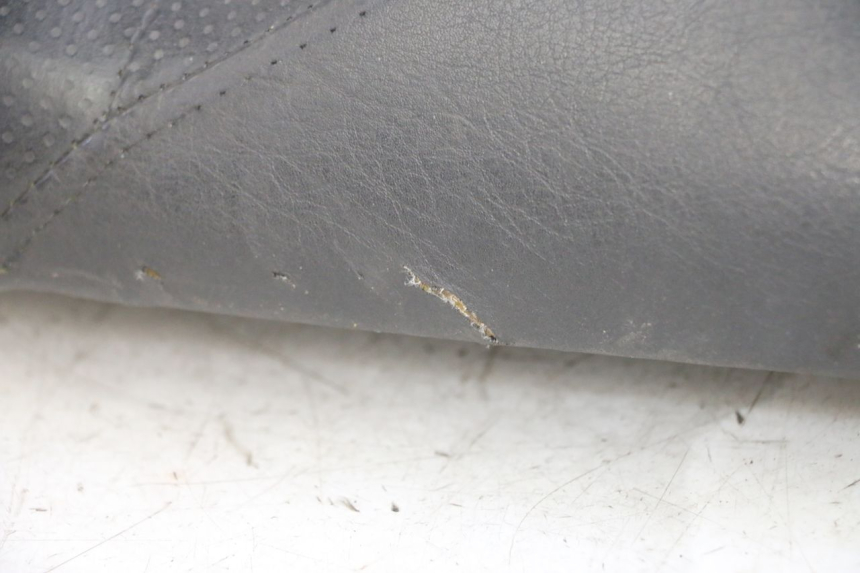 photo de SELLE HONDA FES S-WING SWING ABS 125 (2007 - 2015) - Vue produit