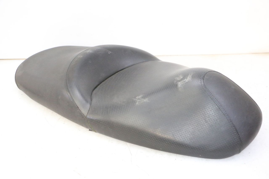 photo de SELLE HONDA FES S-WING SWING ABS 125 (2007 - 2015) - Focus structure