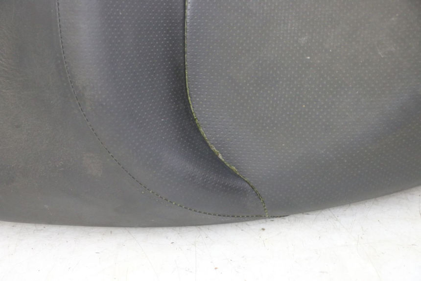 photo de SELLE HONDA FES S-WING SWING 125 (2007 - 2015) - Angle alternatif