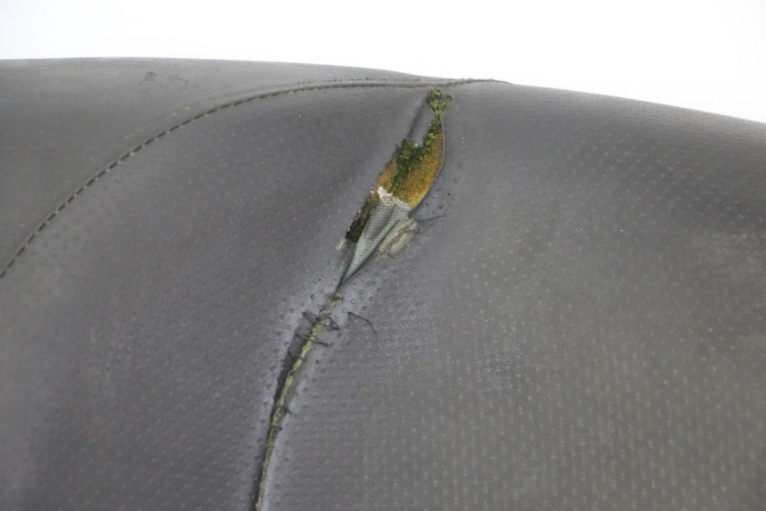 photo de SELLE HONDA FES S-WING SWING 125 (2007 - 2015) - Zoom qualité