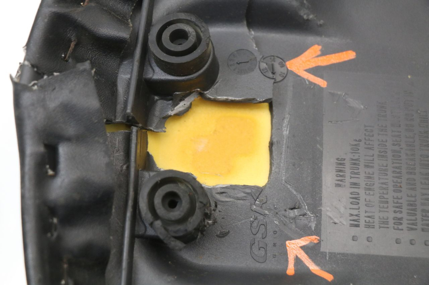 photo de SELLE SYM FIDDLE 2 50 (2008 - 2013) - Marquages et références