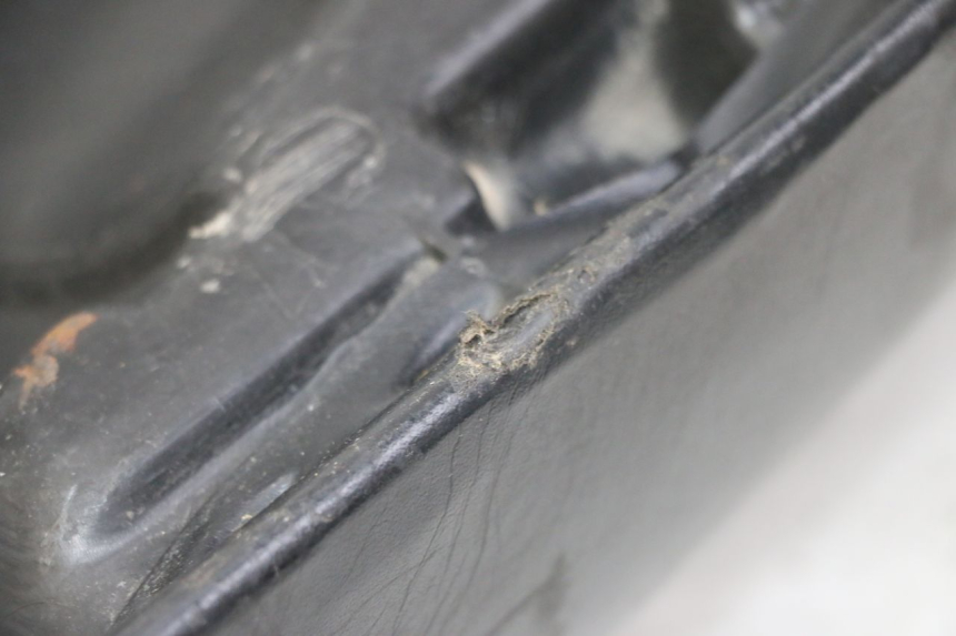 photo de SELLE YAMAHA FJ 36Y 1100 (1984 - 1985) - Points de fixation