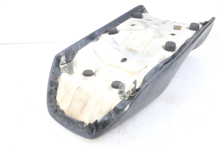 photo de SELLE YAMAHA FJ 3CX 1200 (1986 - 1996) - Points de fixation