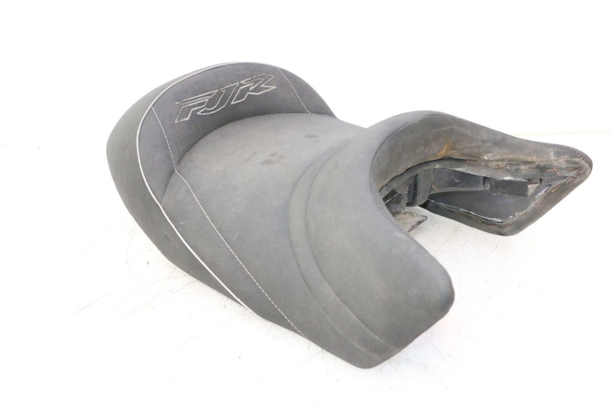 photo de SELLE YAMAHA FJR 1300 (2001 - 2005) - Autre angle de vue