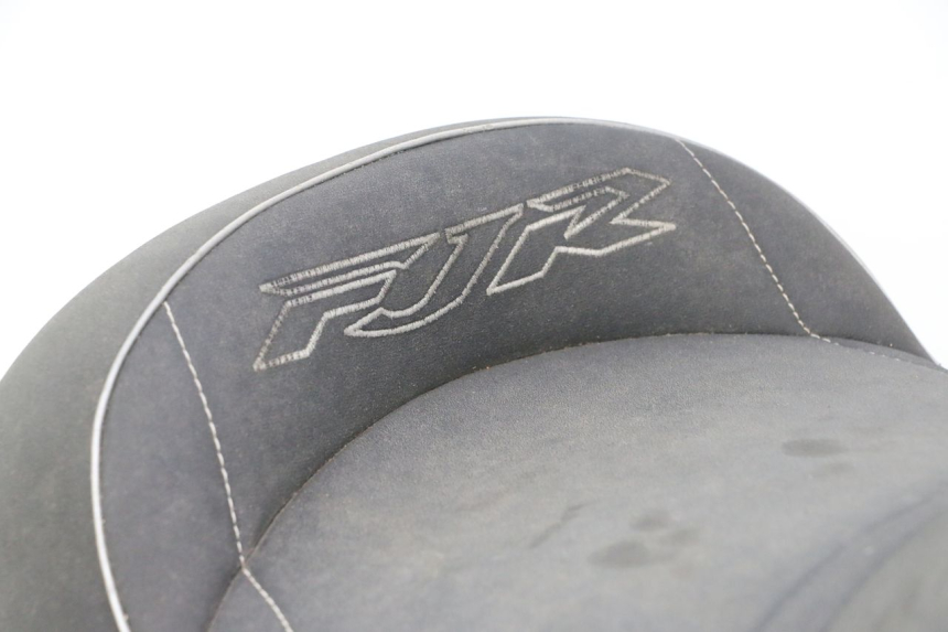 photo de SELLE YAMAHA FJR 1300 (2001 - 2005) - Gros plan technique