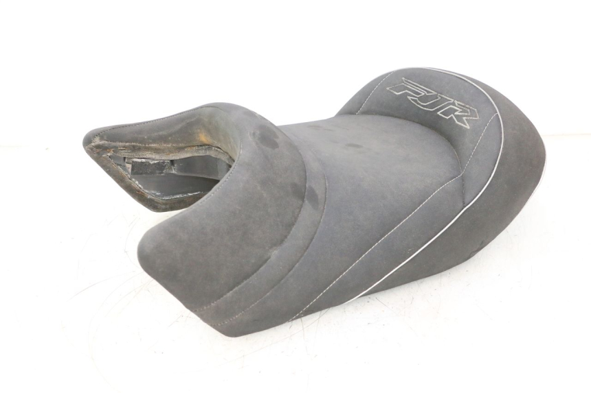 photo de SELLE YAMAHA FJR 1300 (2001 - 2005) - État de surface