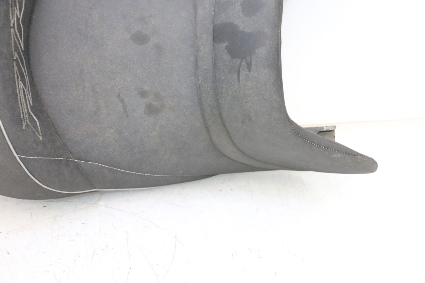 photo de SELLE YAMAHA FJR 1300 (2001 - 2005) - Marquages et références