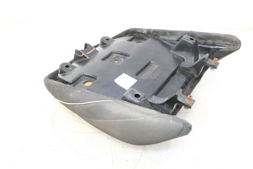 photo de SELLE YAMAHA FJR 1300 (2001 - 2005) - Autre angle de vue