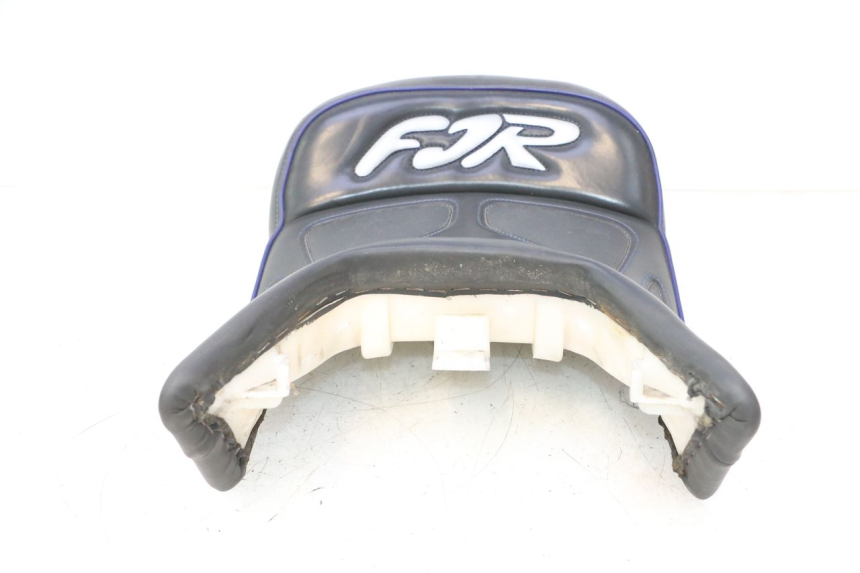 photo de SELLE YAMAHA FJR 1300 (2001 - 2005) - Gros plan technique