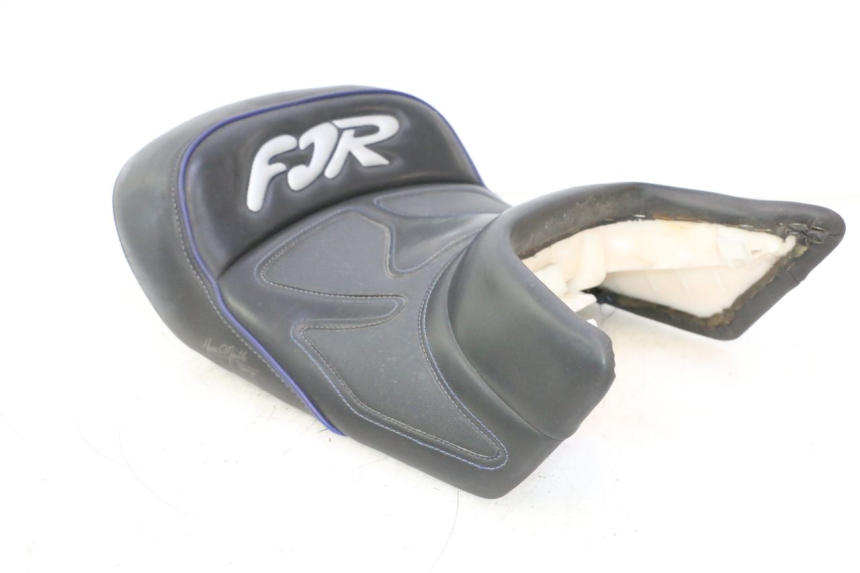 photo de SELLE YAMAHA FJR 1300 (2001 - 2005) - Vue d’ensemble
