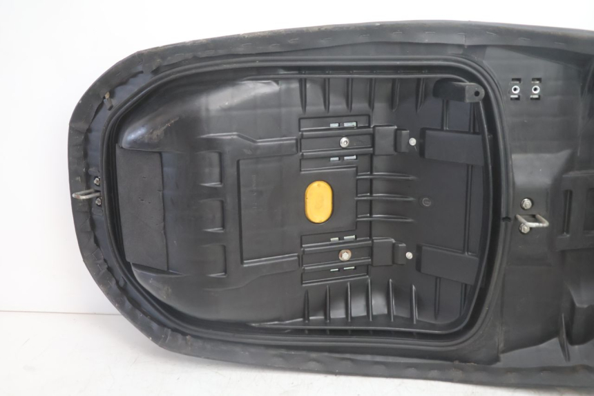 photo de SELLE HONDA FJS SILVER WING SILVERWING 400 (2005 - 2008) - Focus structure