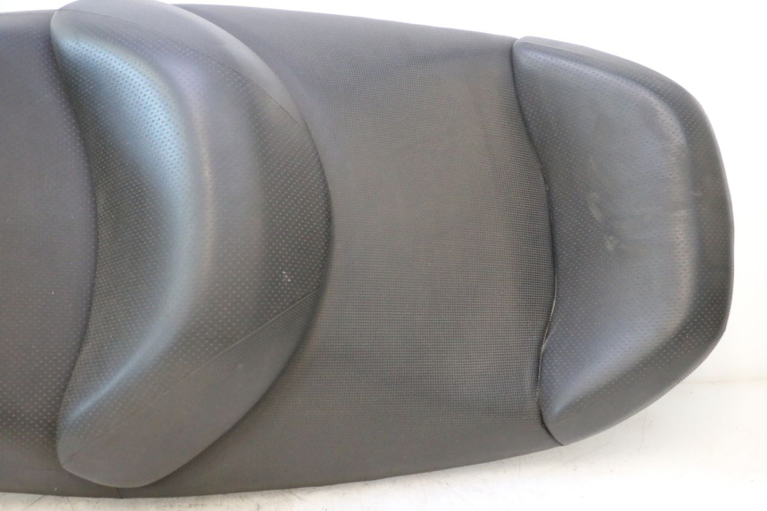 photo de SELLE HONDA FJS SILVER WING SILVERWING 400 (2005 - 2008) - Aperçu profil