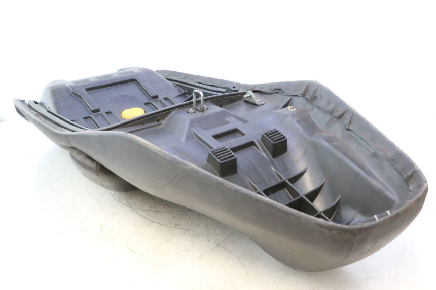 photo de SELLE HONDA FJS SILVER WING SILVERWING 400 (2005 - 2008) - Vue d’ensemble