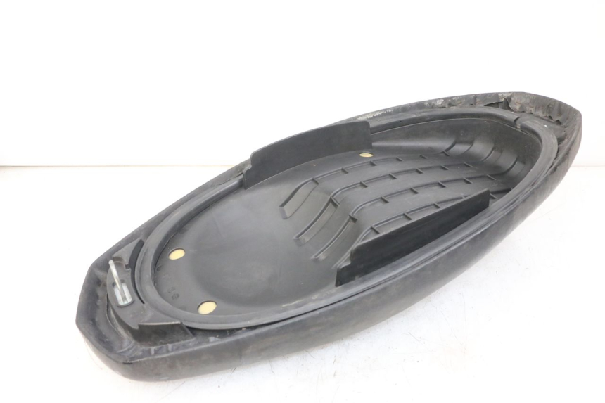 photo de SELLE MBK FLAME X 125 (2004 - 2007) - Zoom état d’usage