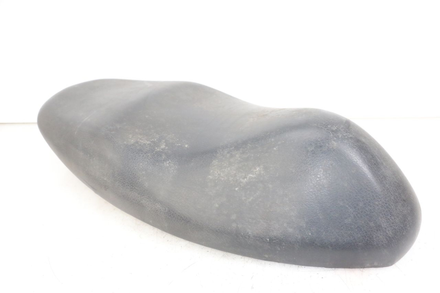 photo de SELLE MBK FLAME X 125 (2004 - 2007) - Marquages et références