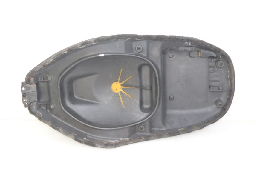 photo de SELLE PIAGGIO FLY 2T 50 (2004 - 2017) - Angle alternatif