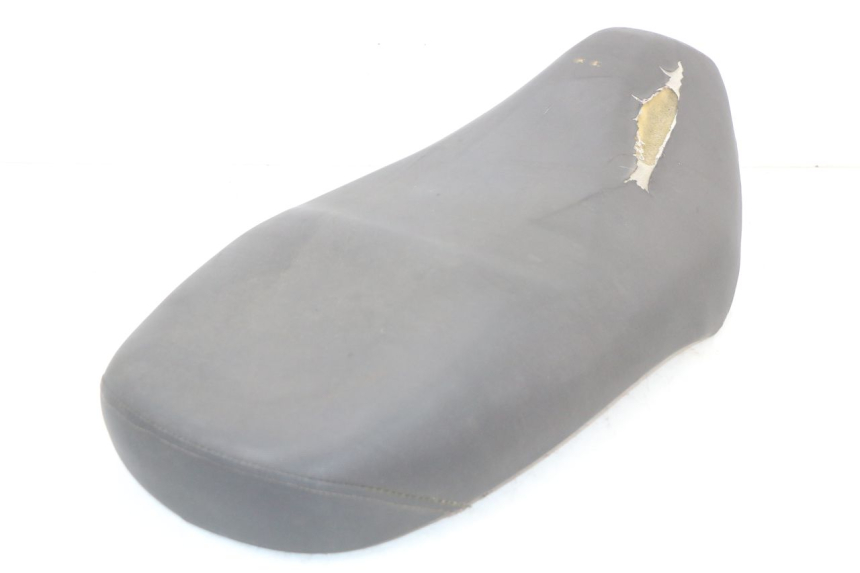 photo de SELLE PIAGGIO FLY 2T 50 (2004 - 2017) - Points de fixation