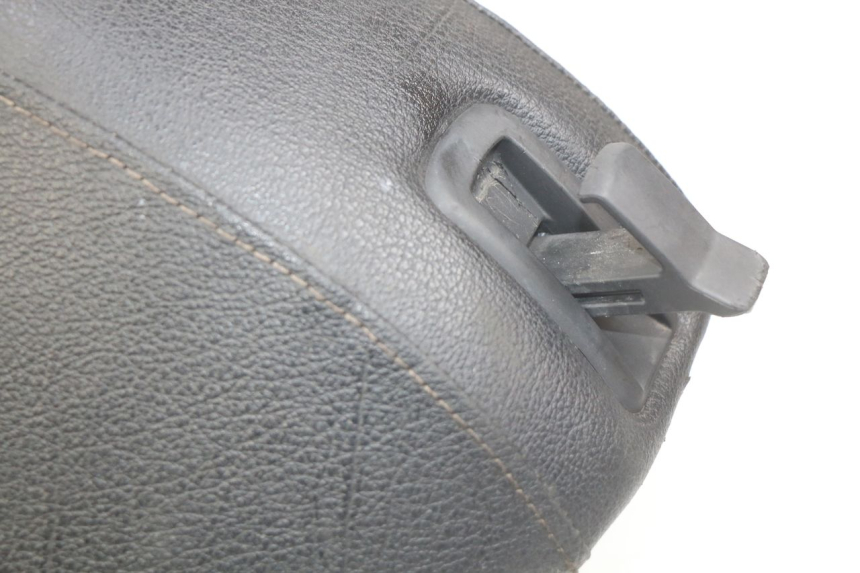 photo de SELLE PIAGGIO FLY 4T 50 (2013 - 2017) - Détail de la pièce