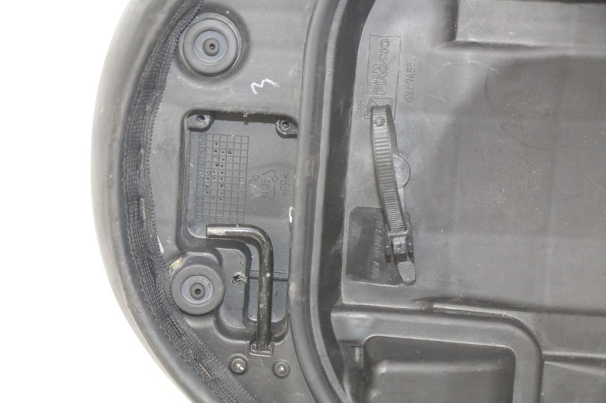 photo de SELLE PIAGGIO FLY 4T 50 (2013 - 2017) - Photo complémentaire