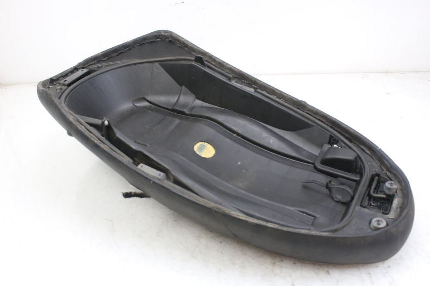 photo de SELLE PIAGGIO FLY 4T 50 (2013 - 2017) - Vue d’ensemble