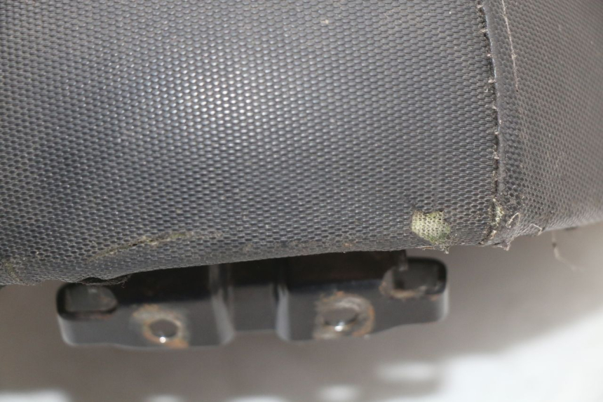 photo de SELLE PIAGGIO FLY 4T 50 (2004 - 2010) - Détails caractéristiques