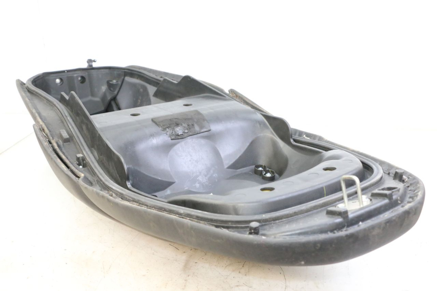 photo de SELLE HONDA FORZA ABS 300 (2013 - 2017) - Zoom état d’usage