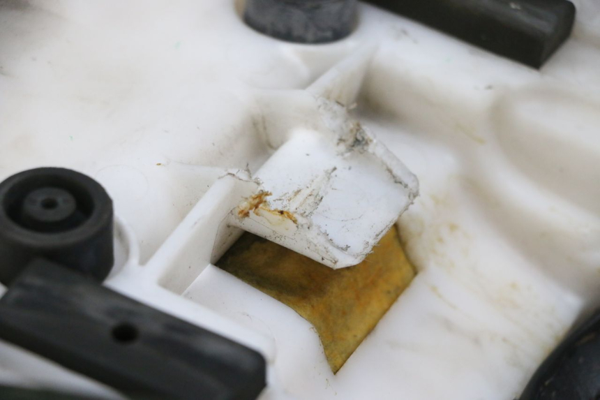 photo de SELLE YAMAHA FZ6 N FAZER 600 (2004 - 2006) - Vue d’ensemble