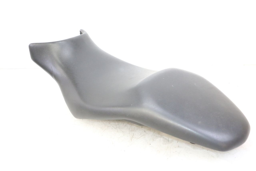 photo de SELLE BMW G310 R 310 (2016 - 2020) - Vue rapprochée