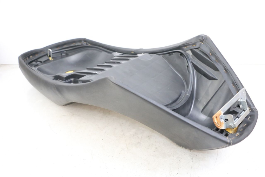 photo de SELLE PEUGEOT GEOPOLIS RS 125 (2007 - 2009) - Pièce contrôlée