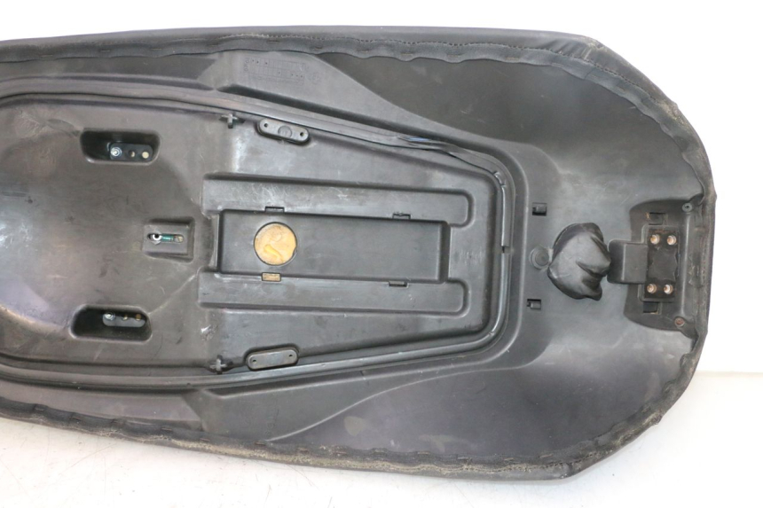 photo de SELLE GILERA GP 800 (2007 - 2013) - État de surface