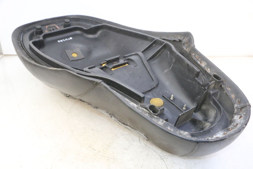 photo de SELLE KYMCO GRAND DINK 125 (2008 - 2014) - Autre angle de vue