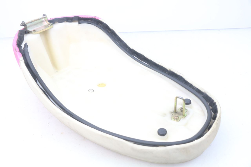 photo de SELLE EUROCKA GREEN 1 - Marquages et références