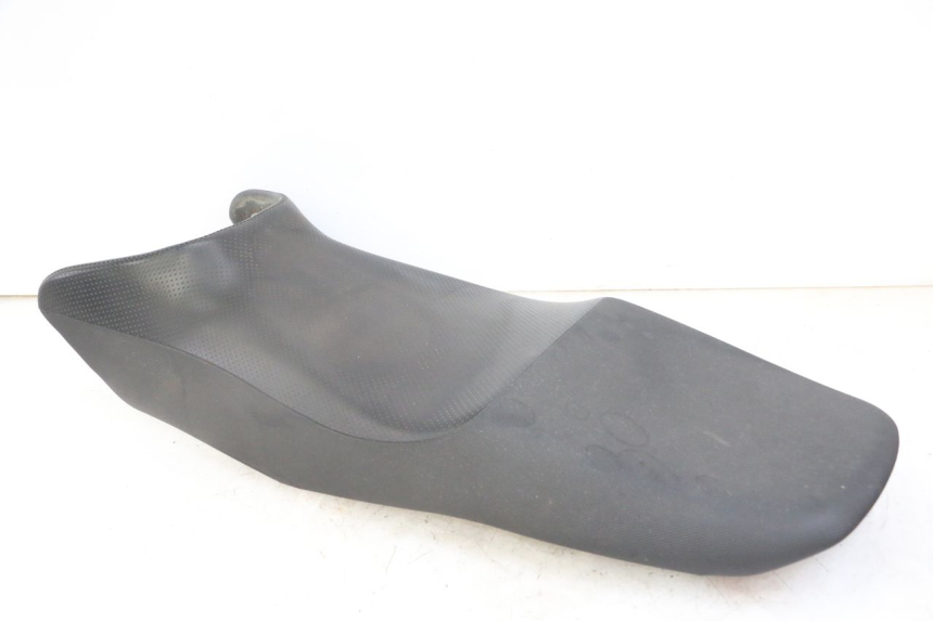 photo de SELLE SUZUKI GS GSE 500 (2001 - 2003) - Marquages et références